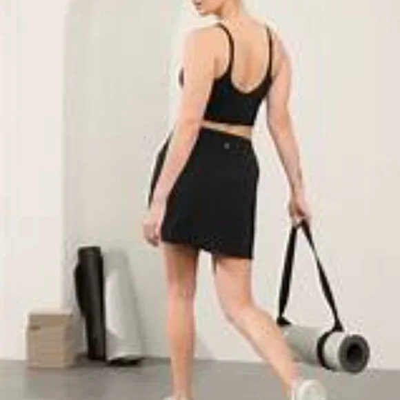 New with Tags ATHLETA BLACK SALUTATION STASH HIGH RISE 16 1/2 SKORT XXS - Picture 3 of 7